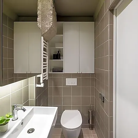 Self Check-in Coliving 3* וילנה